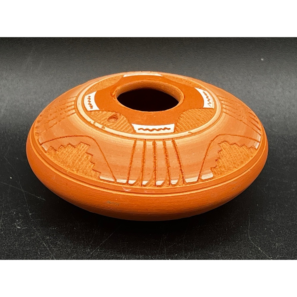 Terrie Bahe Navajo Seed Pot Hand Etched‎ Terracotta Pottery Signed 3" Geometric